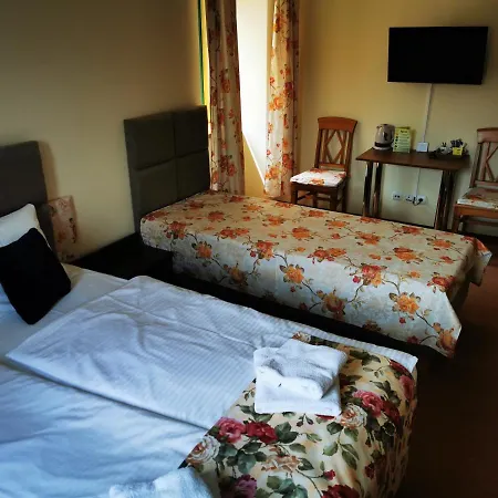 Restauracja Kaprys Bed and Breakfast Ζγκοζέλετς