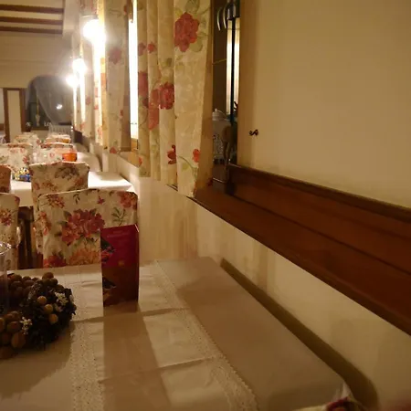 Restauracja Kaprys Bed and Breakfast