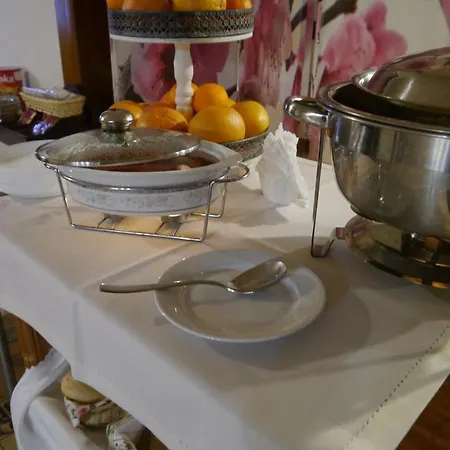 Restauracja Kaprys Bed and Breakfast